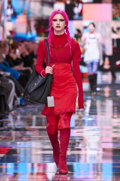 Look 52
